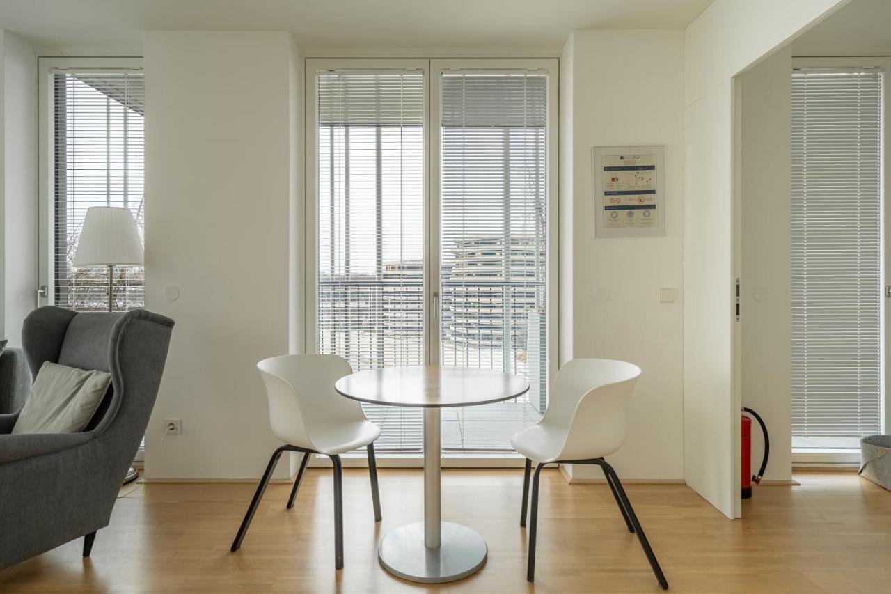 Easy Flat Green Prater Vienna Exterior photo