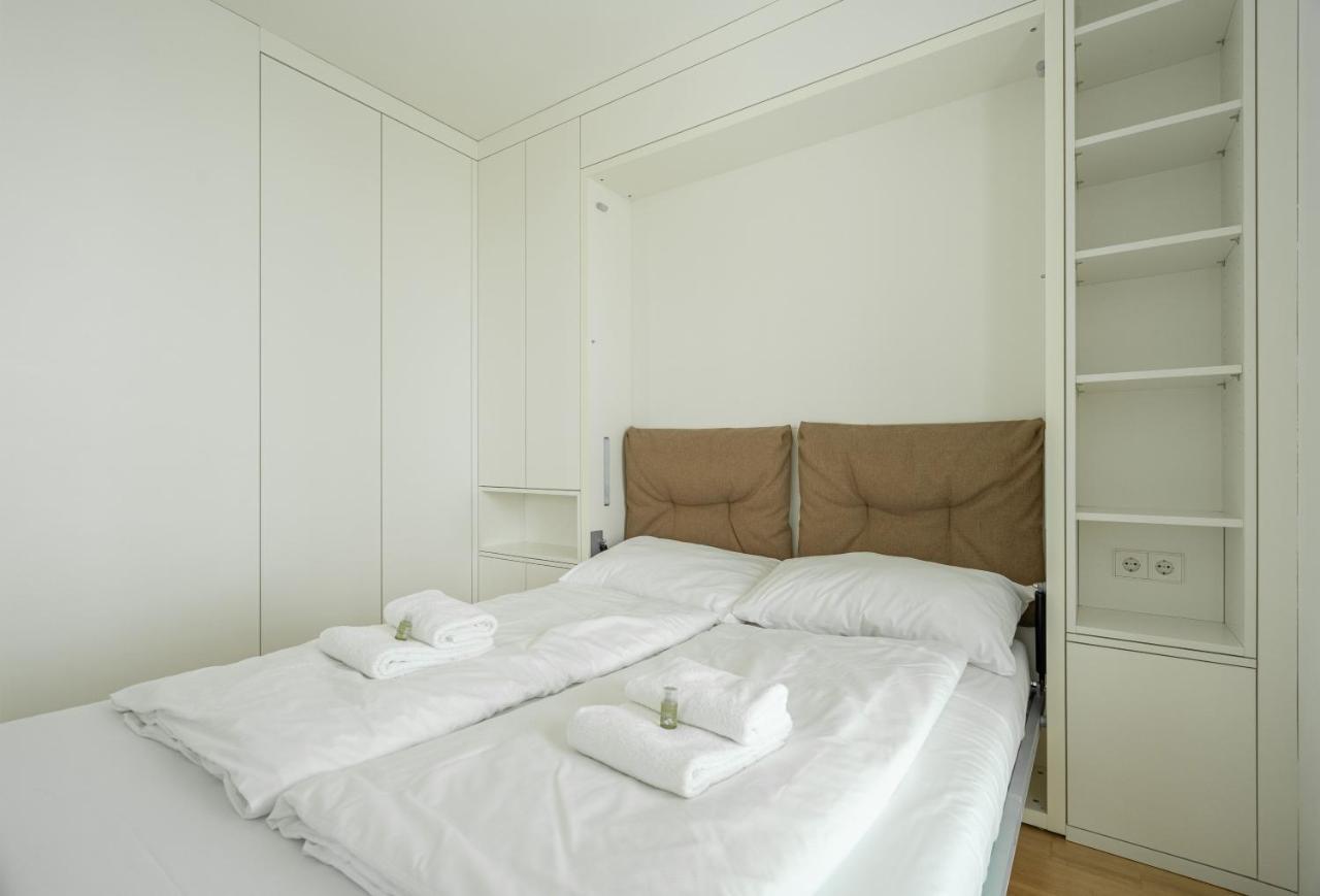 Easy Flat Green Prater Vienna Exterior photo